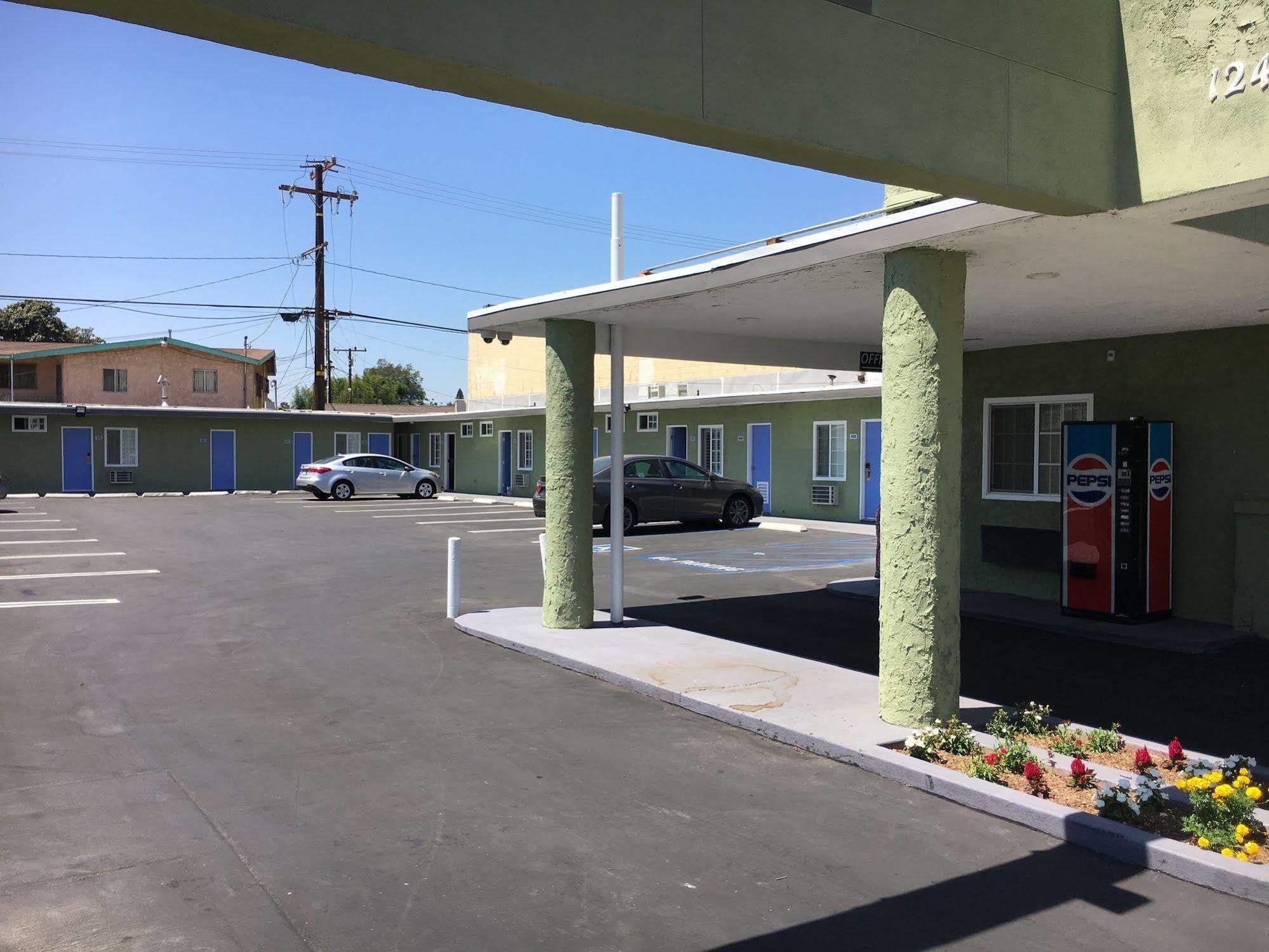 Town House Motel Lynwood Exterior foto